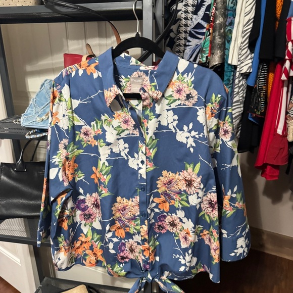 Chico's No-Iron 100% cotton blue floral print tie-front 3/4 sleeve blouse 1x/2x - Picture 4 of 4